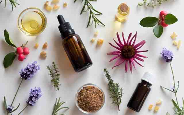 How to buy the best essential oils