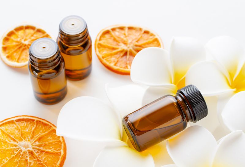 Essential oils for sea sickness